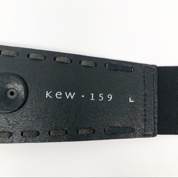 Kew Black Leather waist belt top stitch Large - Picture 4 of 5
